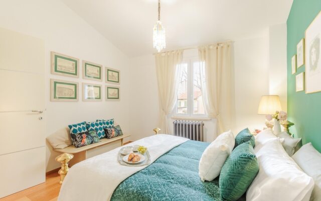 Casa Elo in Lucca With 1 Bedrooms and 1 Bathrooms