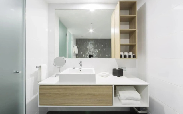Avenue Hotel Canberra