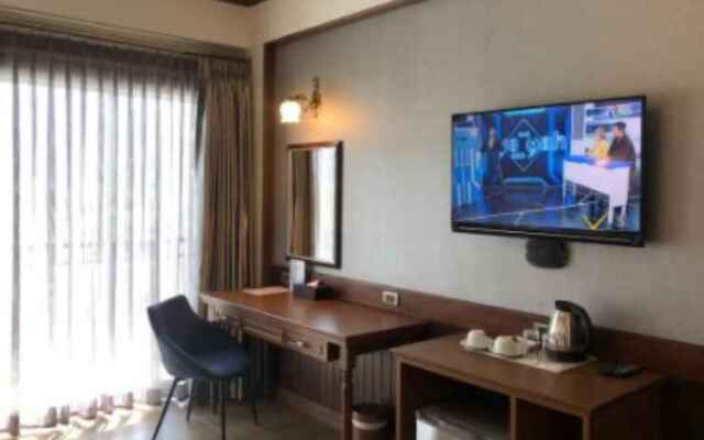 Le Erawan Hotel