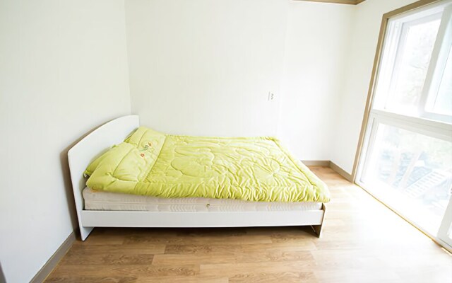 Jeongseon Park Pension