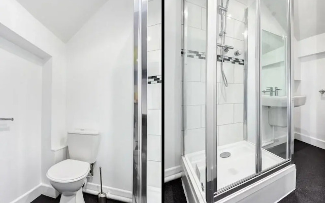 Townhouse Plus @ 166 Edleston Road Crewe