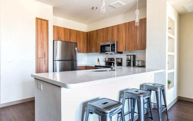 Kasa Tempe Apache District Apartments