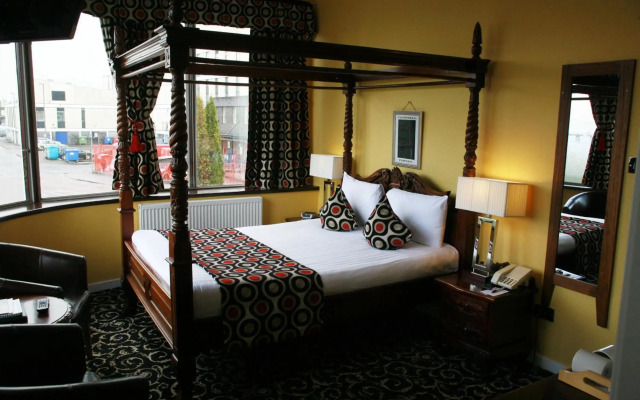 Imperial Hotel