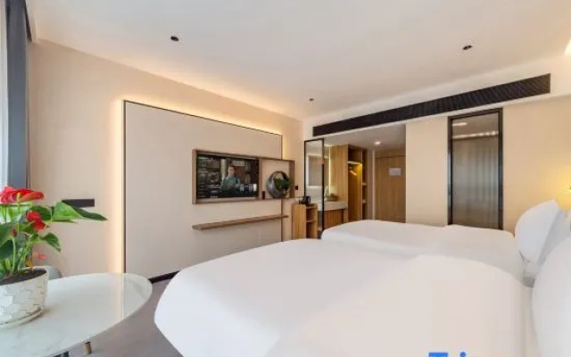 Pullman Hotel