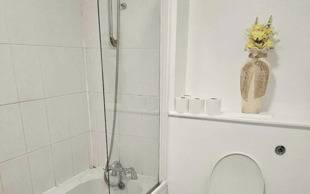 2 Bed-1 Bath-city Centre-balcony