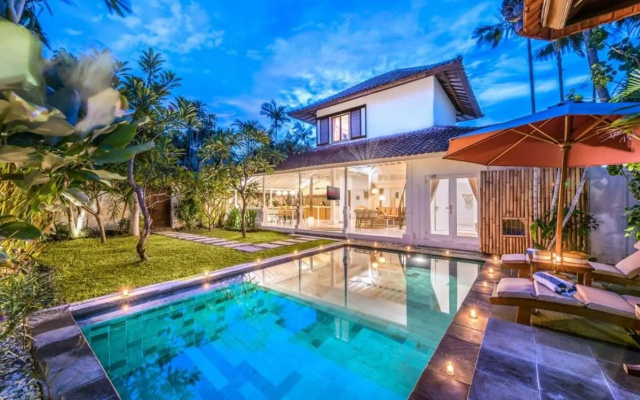 Villa London - Private 4 BDR Villa in Seminyak, Pool & Garden in prime Location – Pool – Kuta