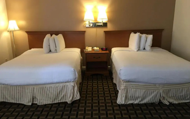 Red Carpet Inn and Suites Cooperstown