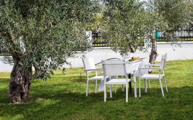 Asterias Premium Holiday Apartments