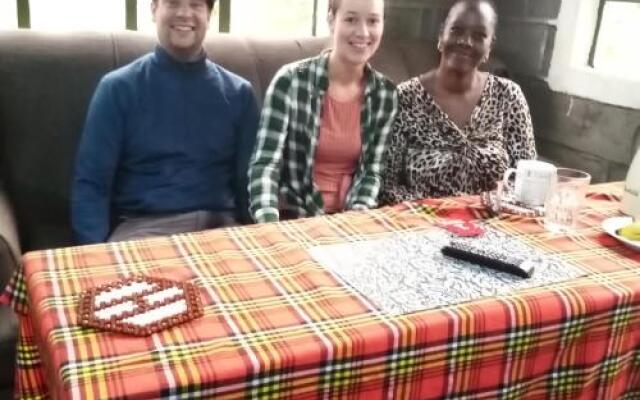 Homebase Gardens Hotel & Safaris