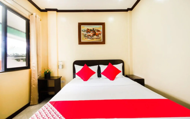 OYO 409 Bans Beach Resort