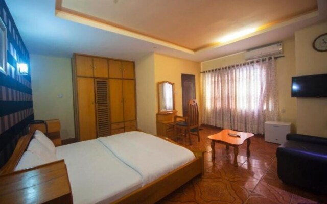 Laropa Hotels And Suites