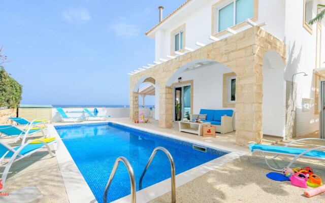 Villa Maria