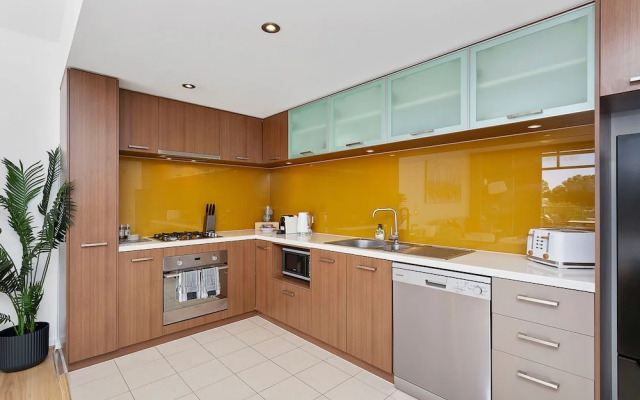 1bdr Parking on Beaufort Street