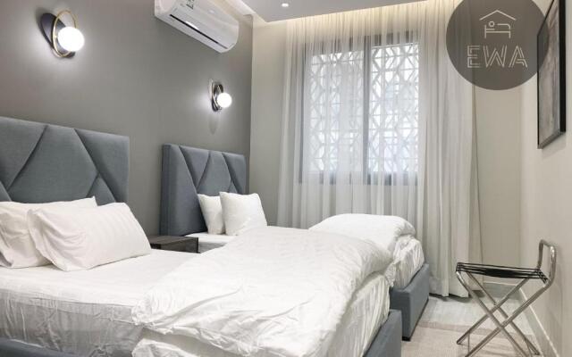 Kease Arid H -4 Luxury Gold Balcony AX72