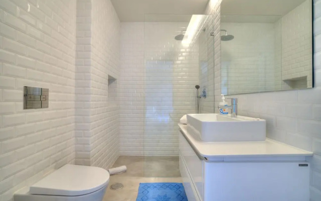 Ocean Blue Apartment & Studio