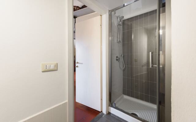 Tiny Velluti by Mmega