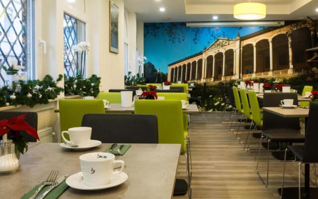 Hotel Loehr
