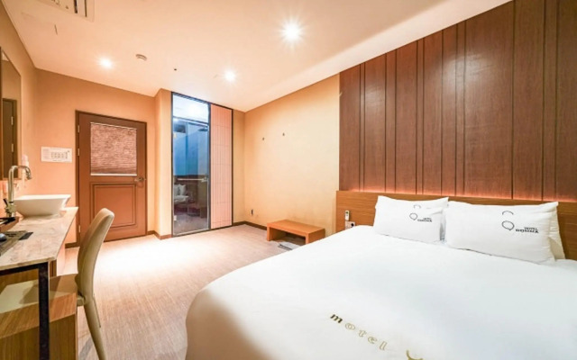 Nampo Comma Hotel