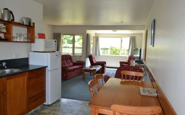 Anatoki Lodge Motel