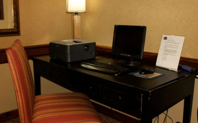 Comfort Inn & Suites Milford