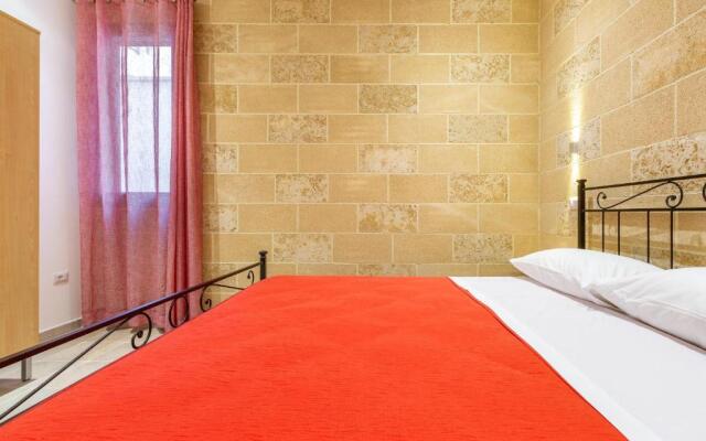 Casina Sofia by BarbarHouse