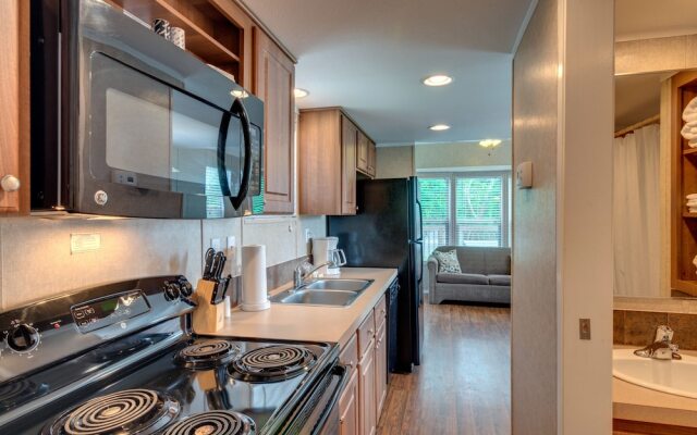 Lake Conroe RV & Camping Resort