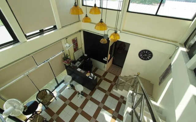 The Rich Residence