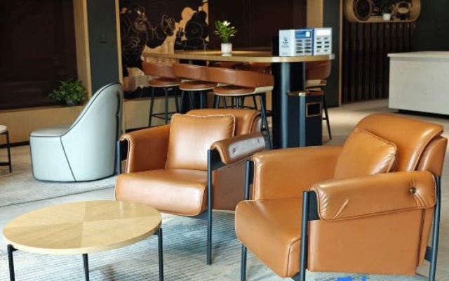 IU Hotel (Beijing Lize business district & Qilizhuang subway station)