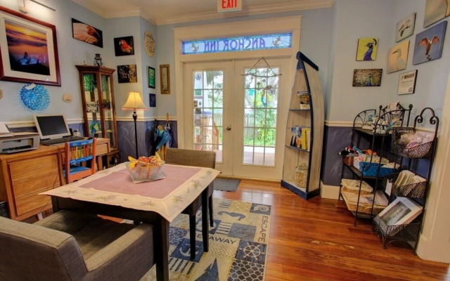 Anchor Inn NSB Bed & Breakfast