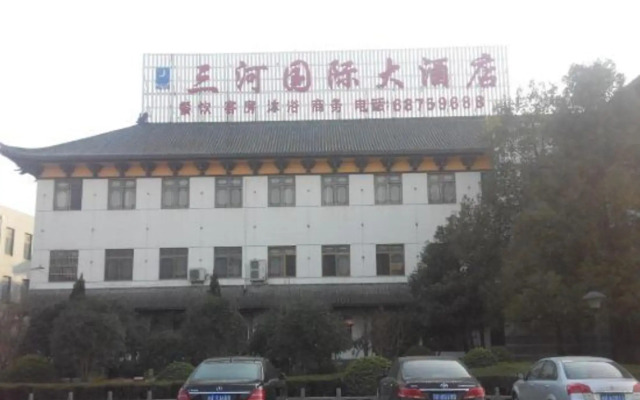 Sanhe International Hotel