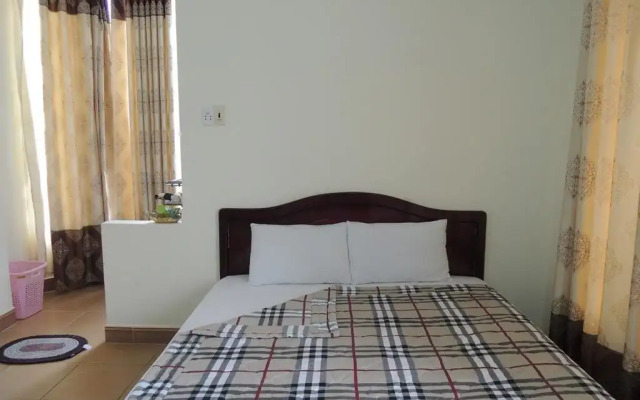 C30 Glory Hotel