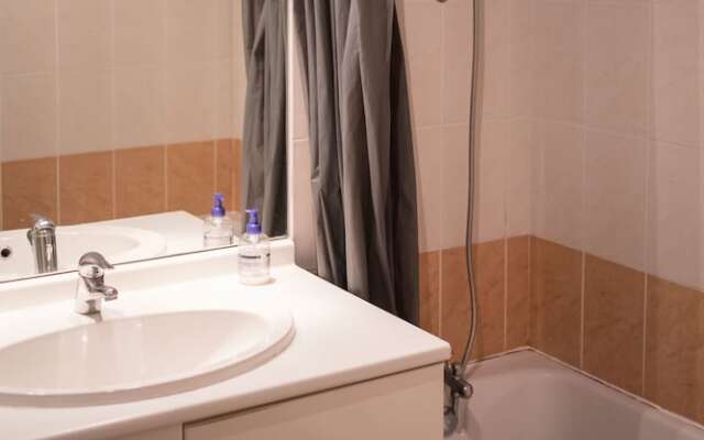 Appartement de Charme une Chambre avec Jardin