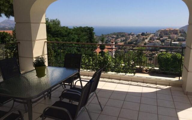 Anavyssos Dream Villa Sea View and Pool