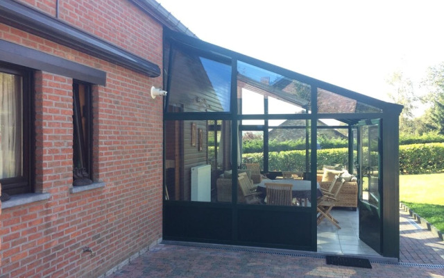 Attractive Holiday Home with Hot Tub in Septon