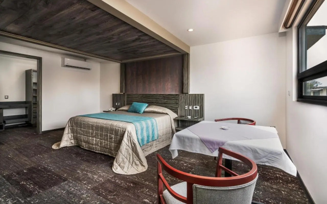 Kaia Suites