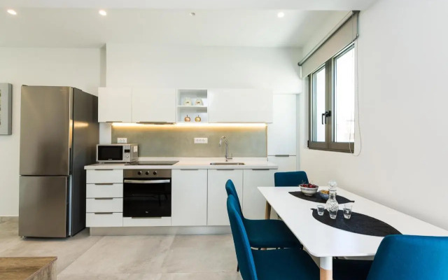 Naiades Apartment- Minthi/ 1 bedroom, beachfront