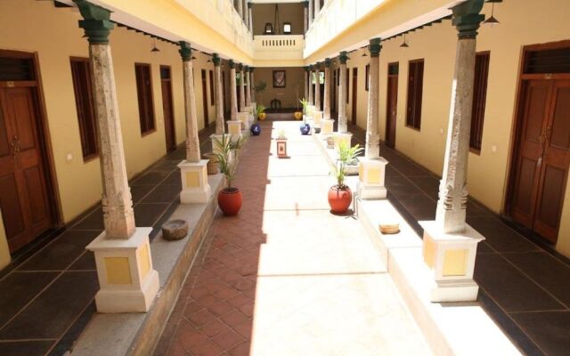 Saradharam Heritage Hotel Lakshmi Vilas