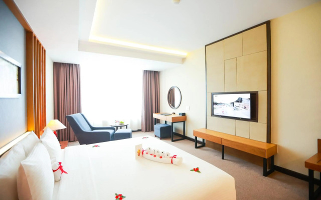 Muong Thanh Luxury Nhat Le Hotel