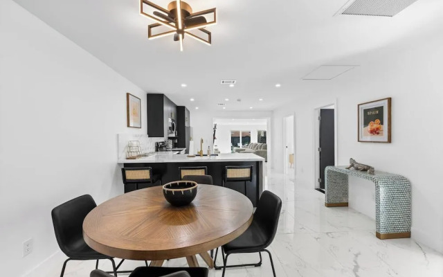 Luxury poolside paradise