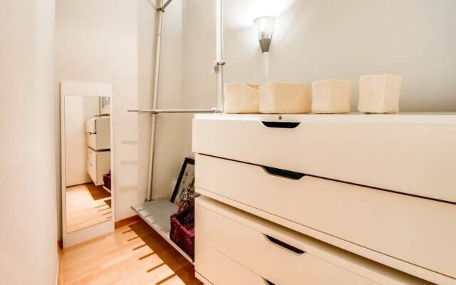Cosy Comfortable 1 bed With Terrace in Eixample