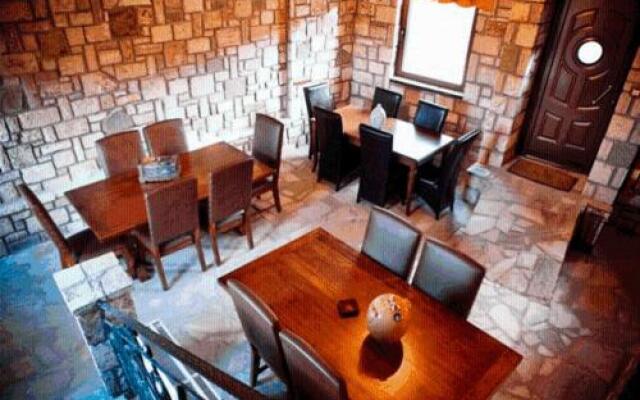 Silva Suites
