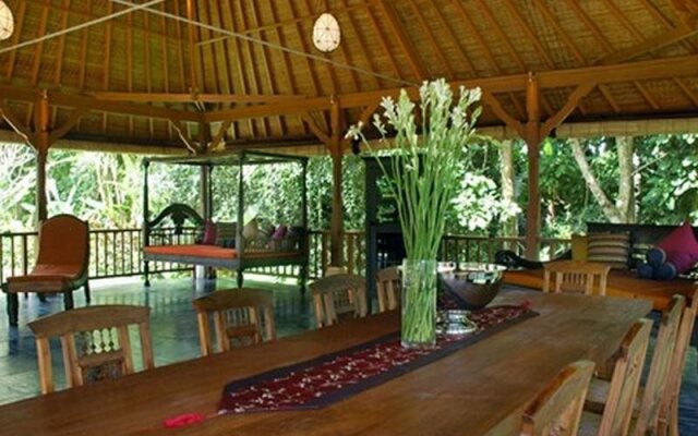 Villa Umah Cagaan