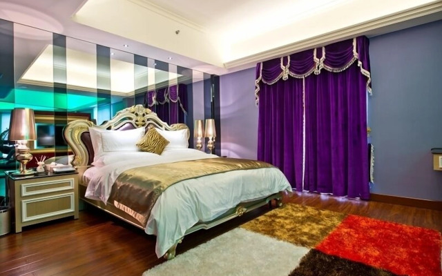 The Royal Pinnacle Hotel