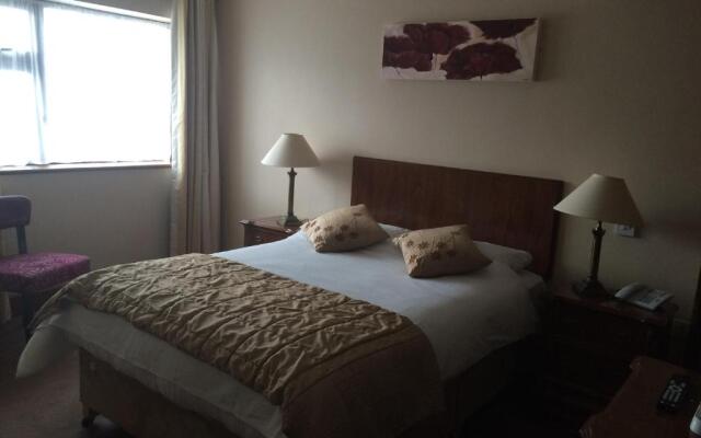 The Horse and Hound Hotel