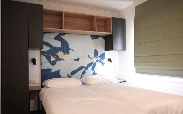 Spacious Lodge, 2 Bathrooms, Near Maastricht