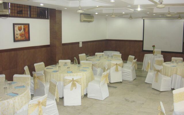 OYO 544 Hotel Rama Residency