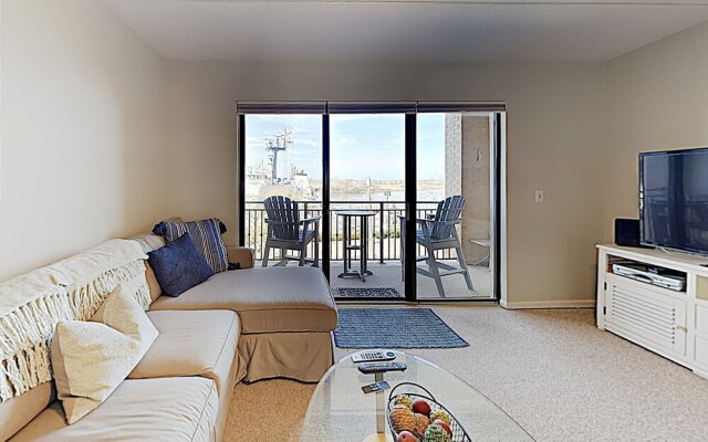 New Listing Downtown Riverfront W Balcony 1 Bedroom Condo