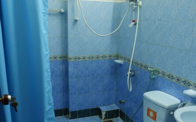 Winter Spring Home & Tourist - Hostel