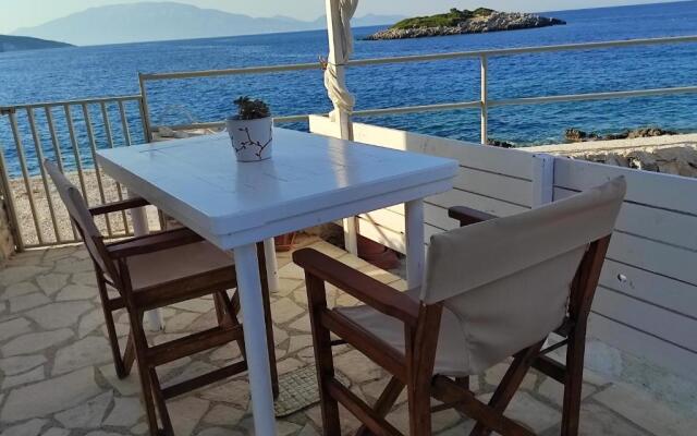 Floreica Studio By The Sea