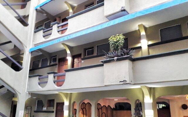 Hotel Solimar Inn Suites